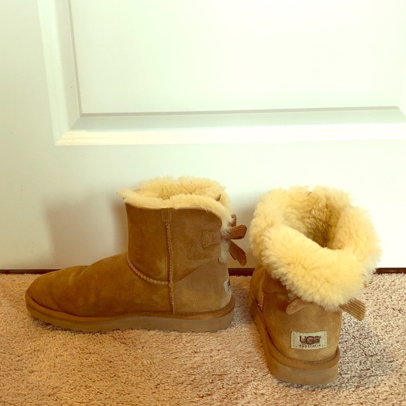 UGG Shoes - Short UGG boots